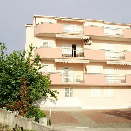 Apartment Vujic- Dolac