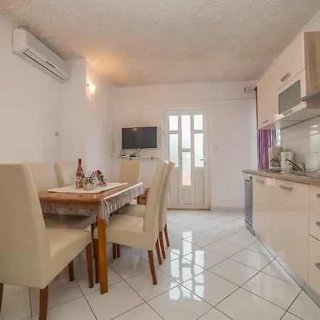 Lägenhet Vujic- Dolac Trogir